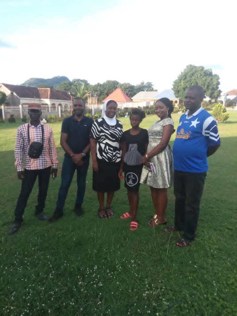 Visit to some of the beneficiaries of Scholarship program by The Word in Action Foundation - TWIAF (2)